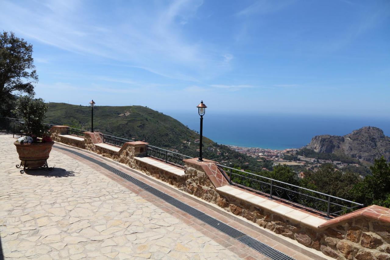 Sikelios Apartments Cefalù Exteriör bild