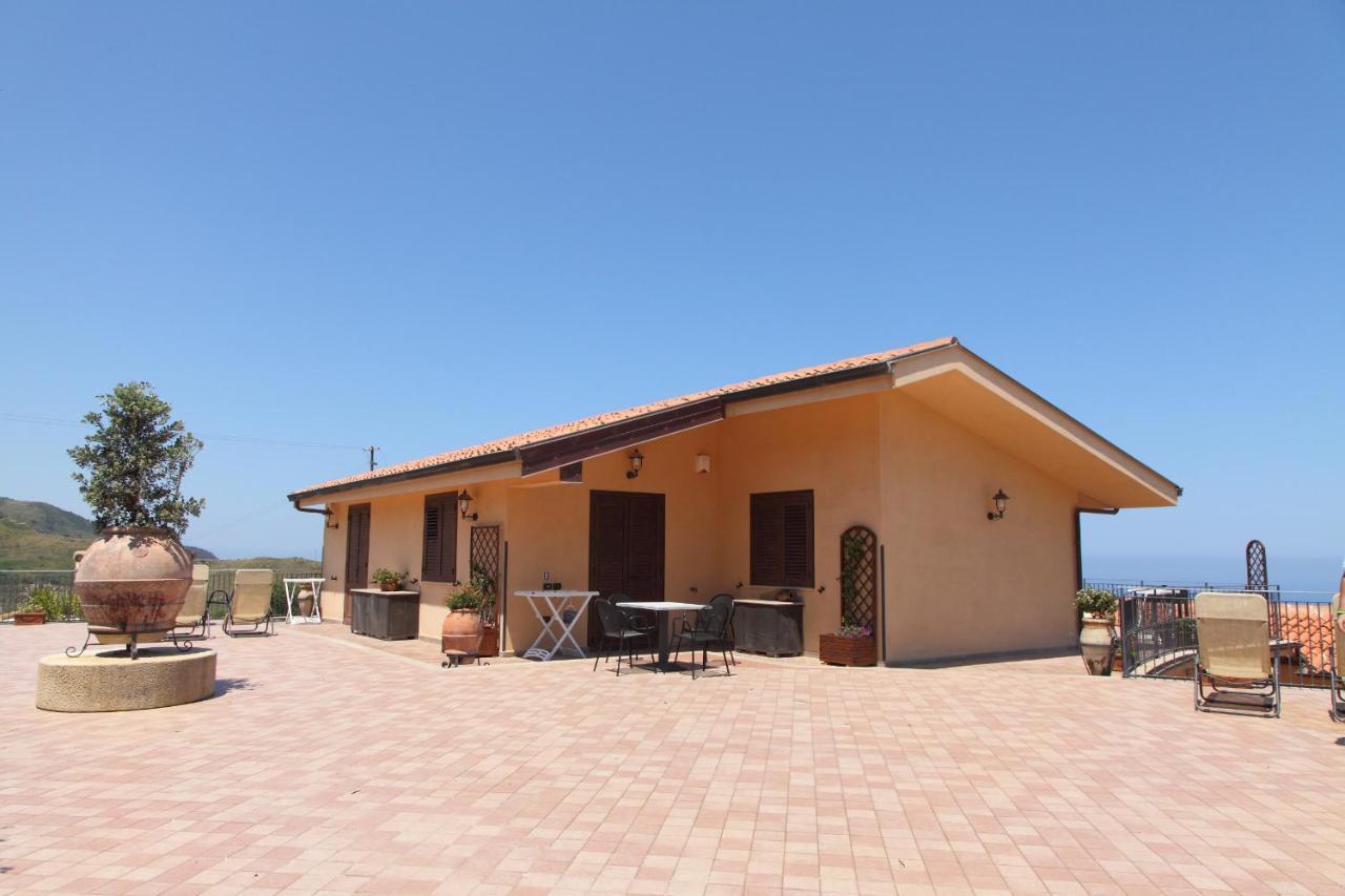Sikelios Apartments Cefalù Exteriör bild